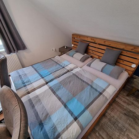 Fewo Floti Ferienwohnung Augustfehn Apen Buitenkant foto
